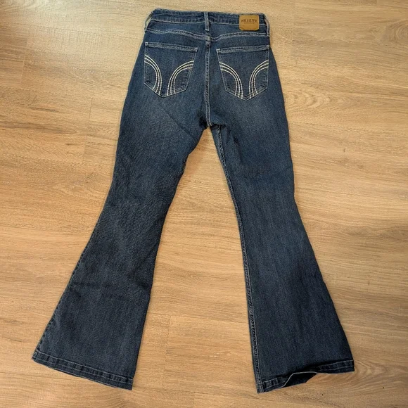 Hollister Curvy High Rise Vintage Flare Y2K Style Jeans Women's Size 28 (Size 6) - Picture 3 of 6
